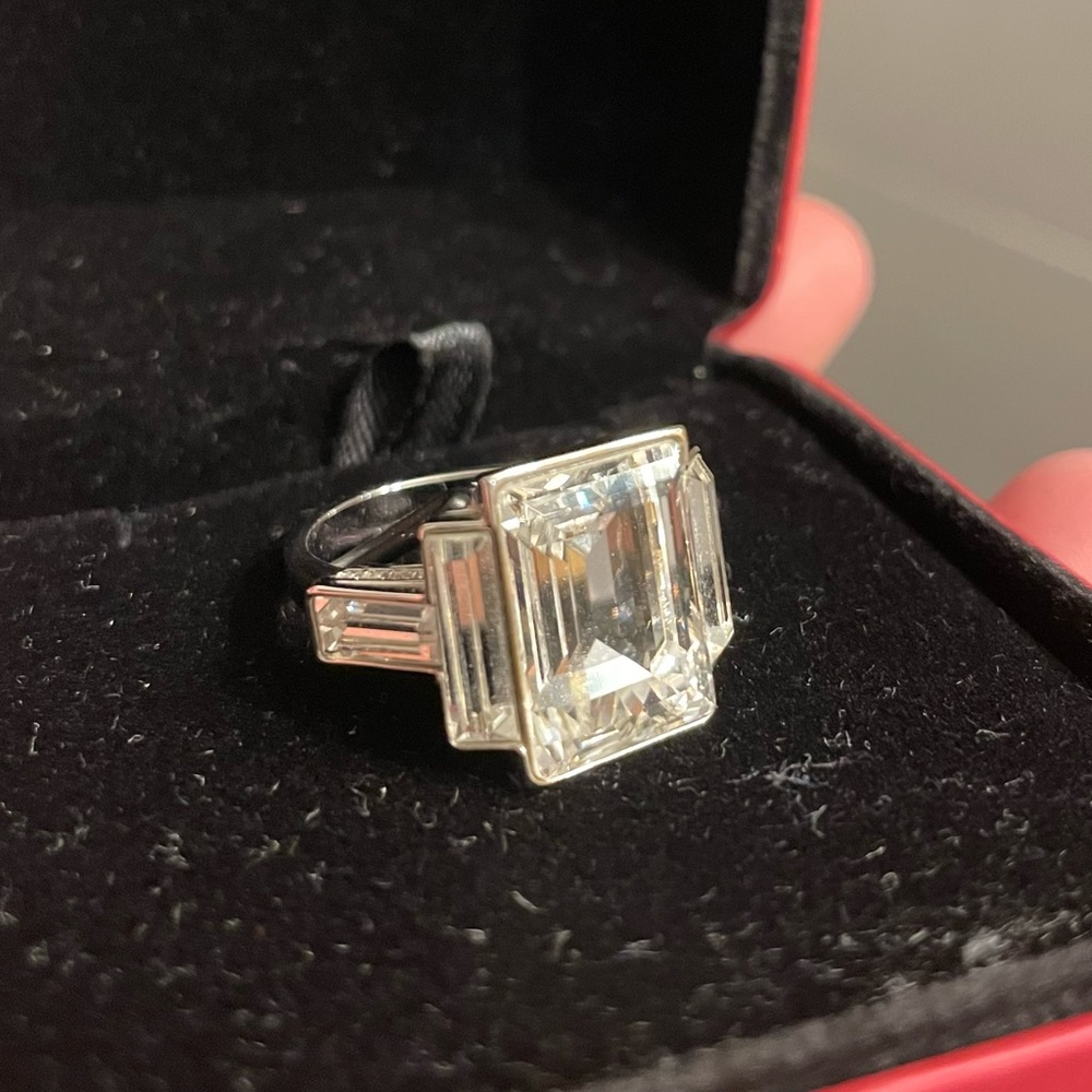 Swarovski cocktail ring